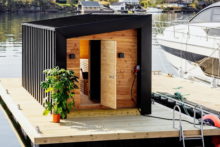 Flytende sauna hos HAVN Hjellestad